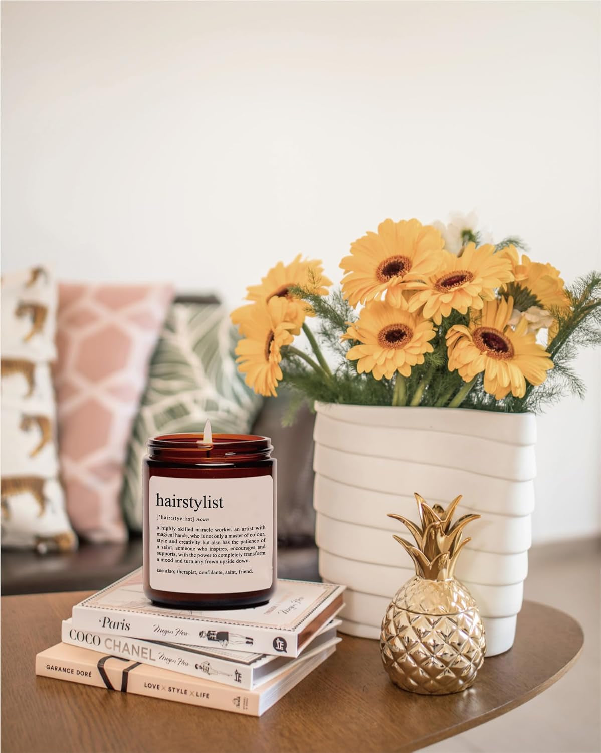Brighten Your Stylist’s Day with the Charming Sandalwood Rose Scented Candle! 🌹✂️ Perfect Gift for Appreciation & Thanks!